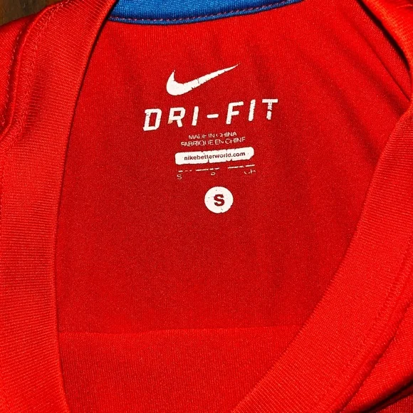 3 Nike Shirts - adult Small - Picture 9 of 9